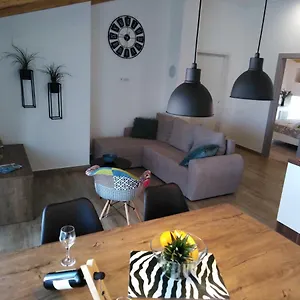  Apartment Ellmar Kroatien